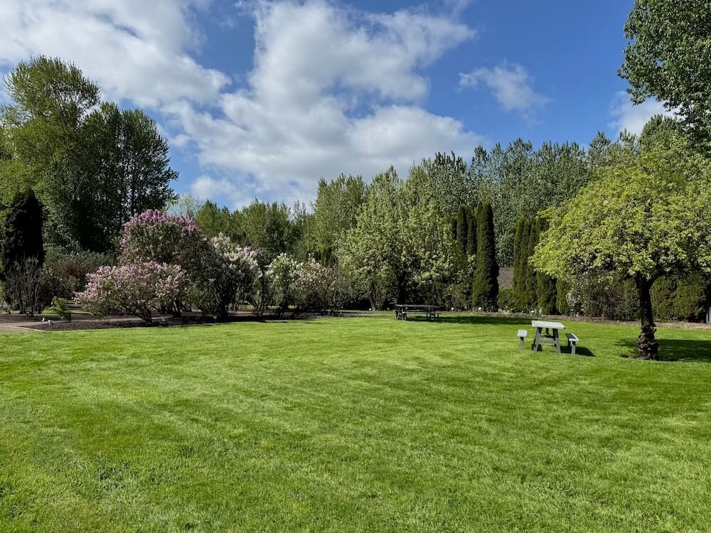 HULDA KLAGER LILAC GARDENS