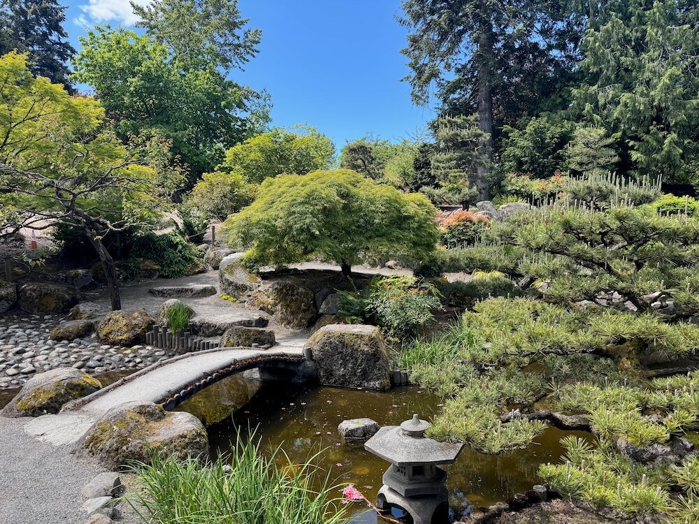 HIGHLINE SEATAC BOTANICAL GARDEN